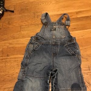 ❤️Sale❤️ Osh Kosh boys Denim overalls Size 24m